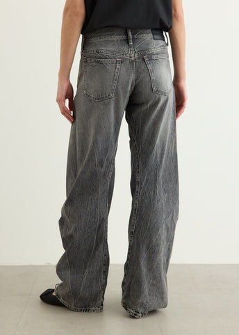 2006F Relaxed Fit Jeans