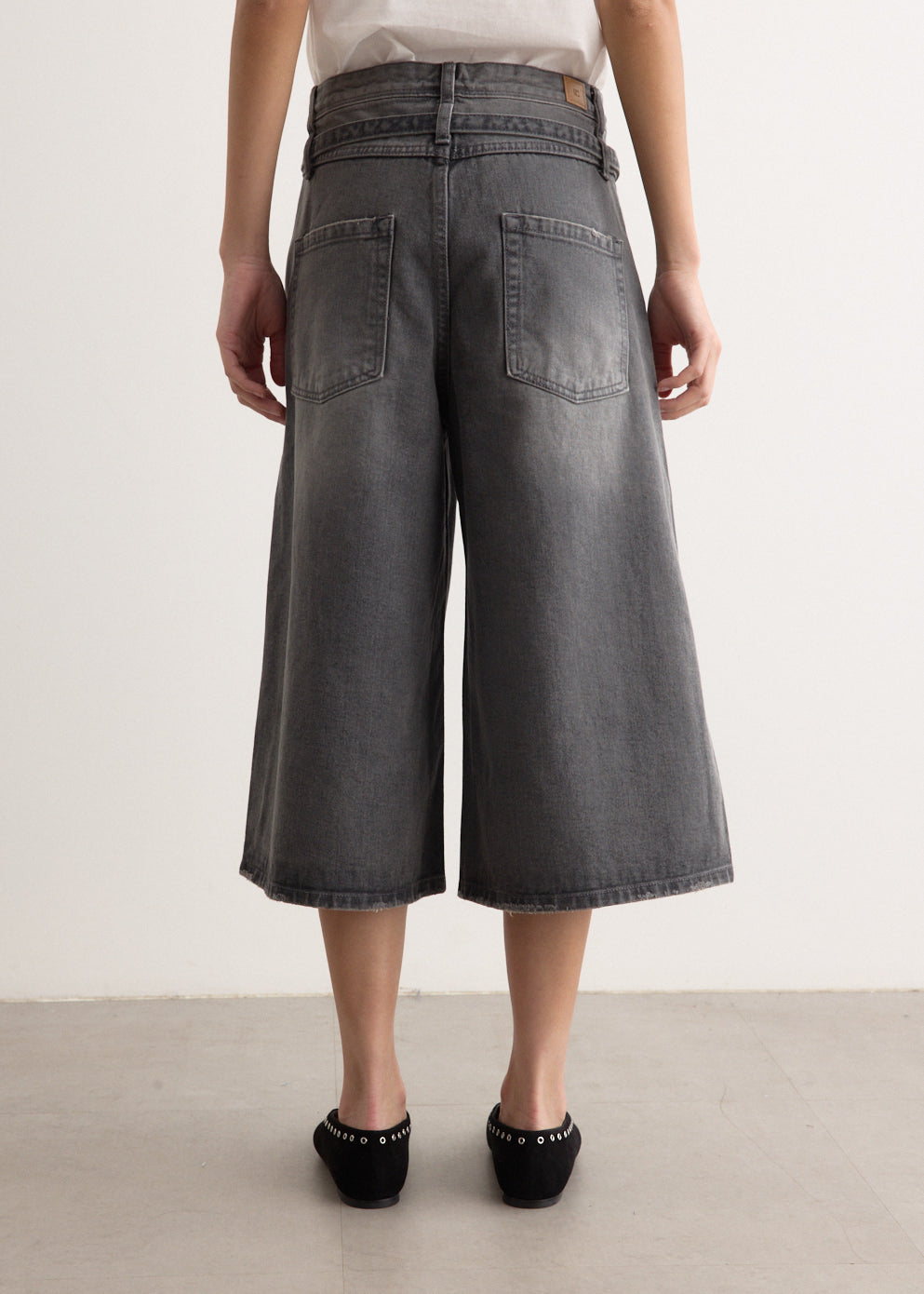 【BAON】[unisex] Pchu Washing Denim Bermuda Pants Denim Blue Women's Shorts | Indigo Denim