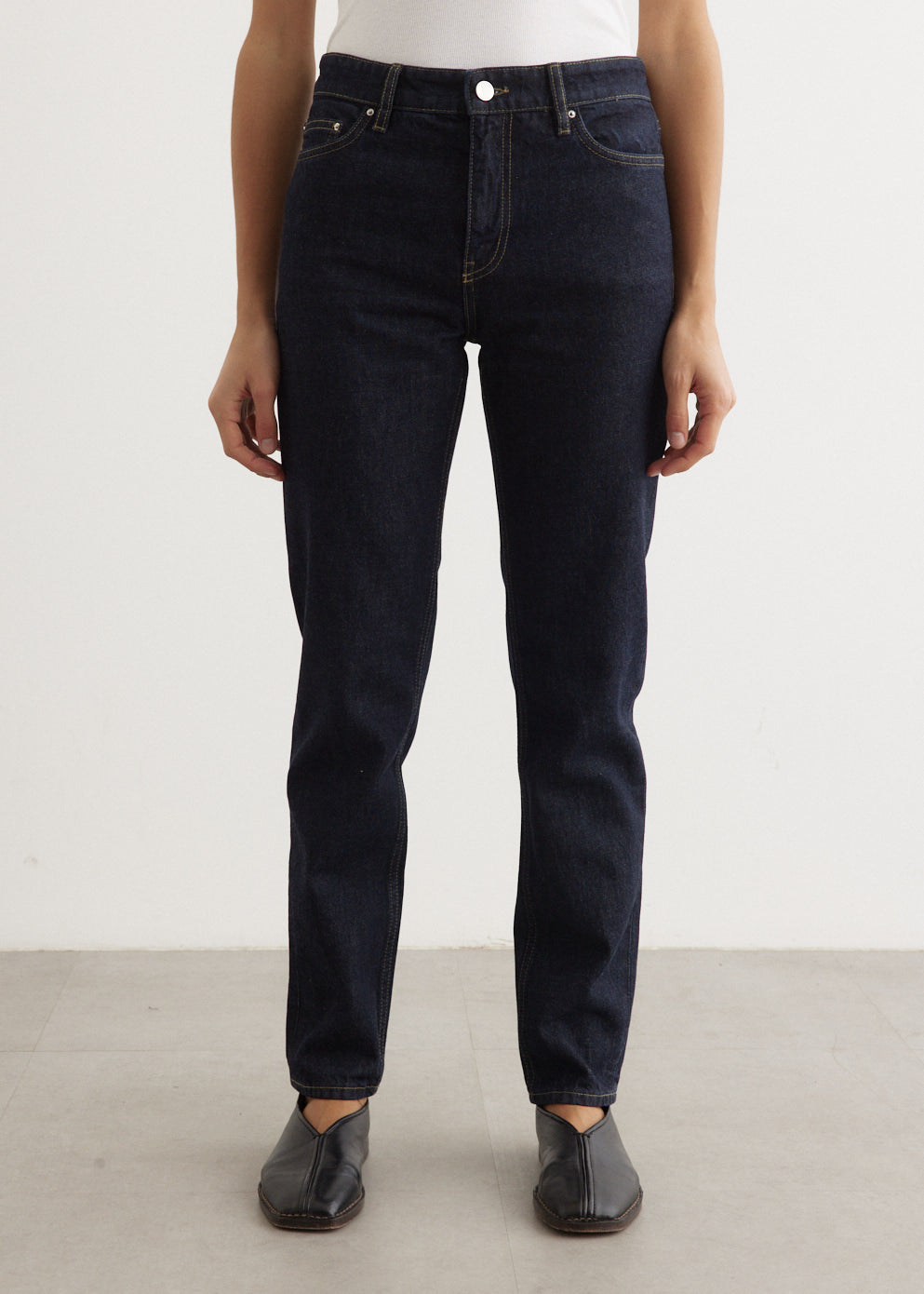 Toteme - Low Taper Denim Jeans 32" - Jean,Specials : American Fashion Style Bags On Sale Toteme - Low Taper Denim Jeans 32" - Jean,Specials : American Fashion Style Bags On Sale