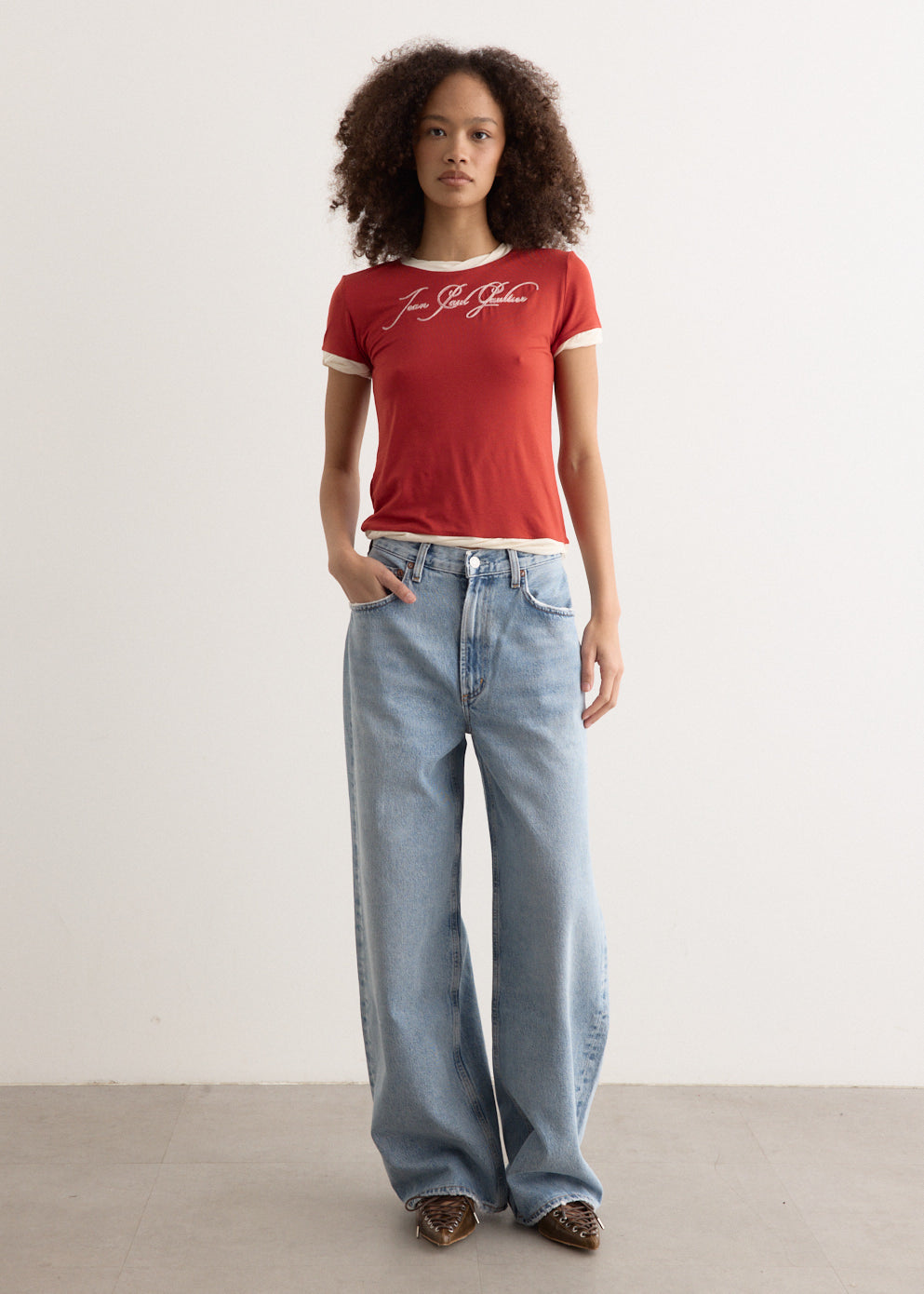 Low Curve Jeans