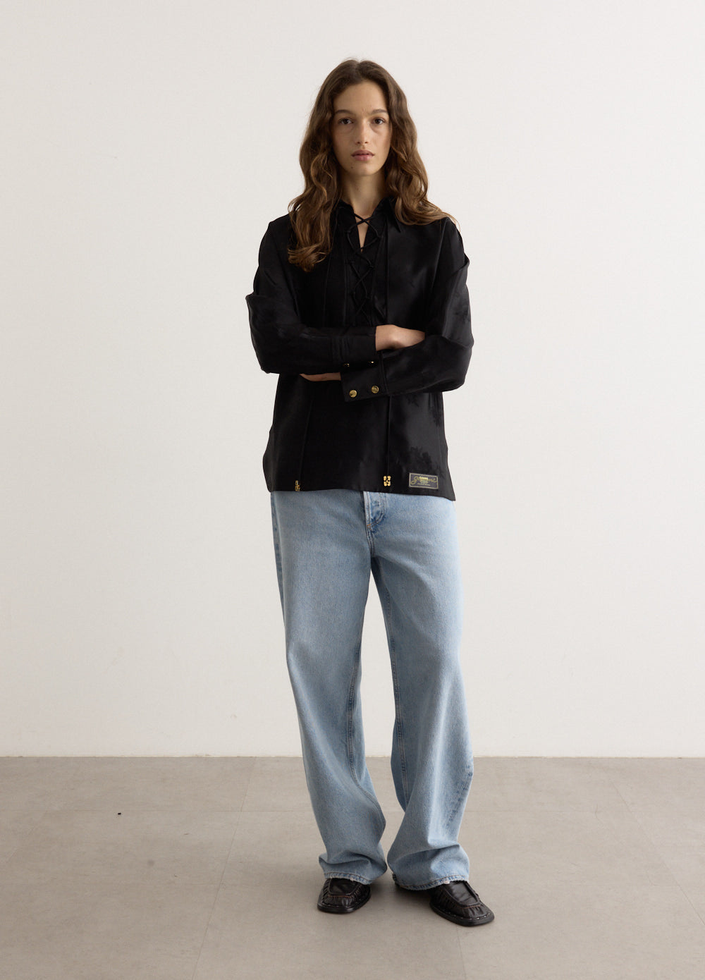Fluid Satin Jacquard Tie String Raglan Shirt