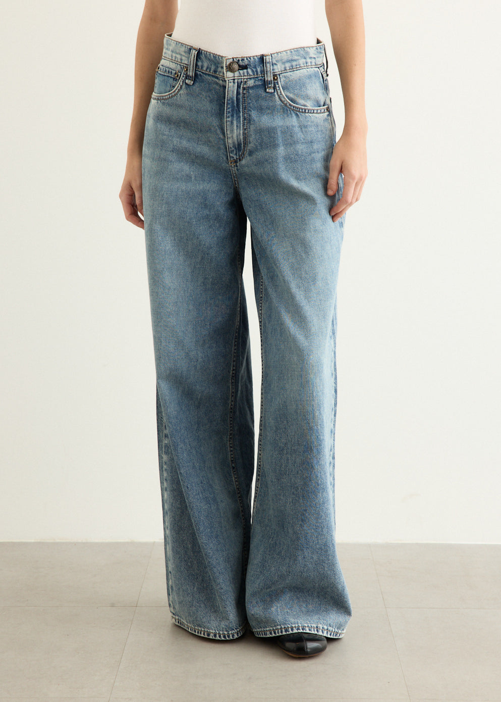 Featherweight Sofie Full Wide Jeans