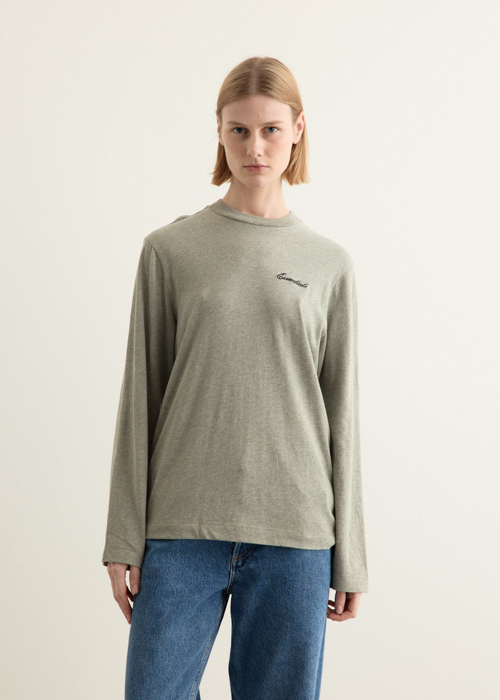 Women's Classic Fit Long Sleeve T-Shirt