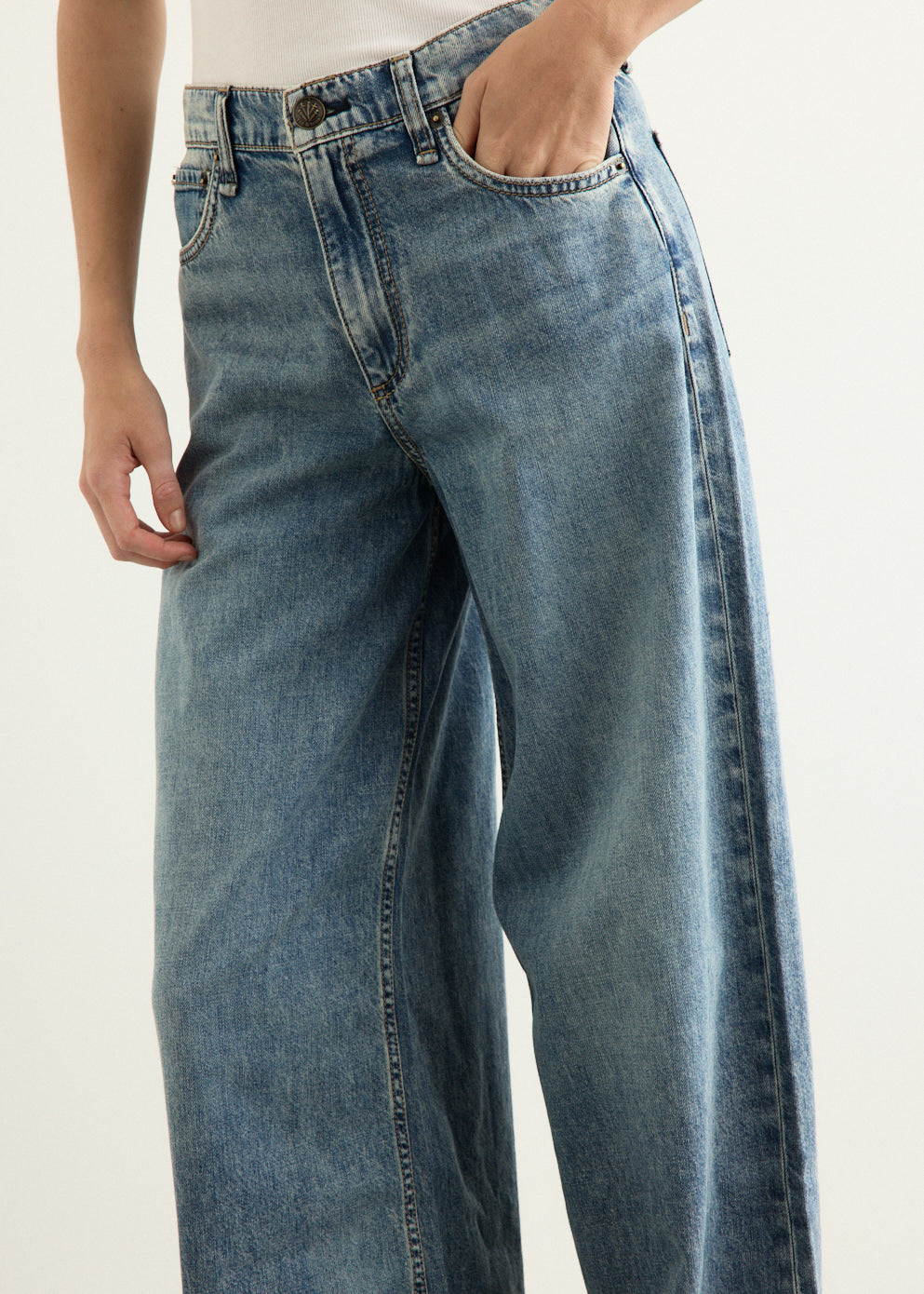 Featherweight Sofie Full Wide Jeans
