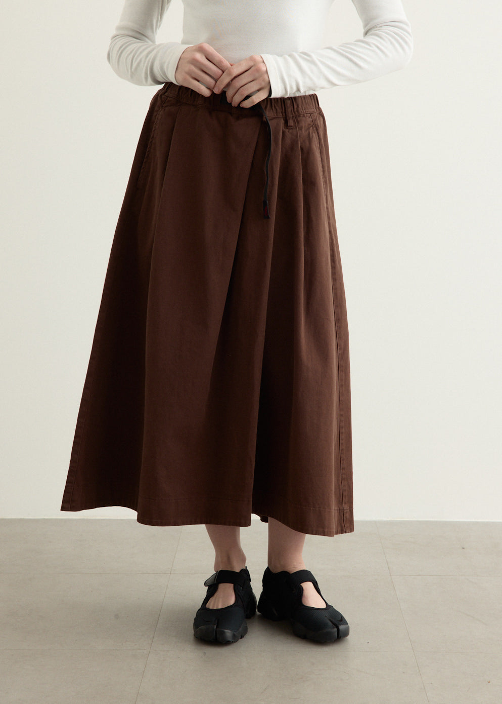 Talecut Skirt