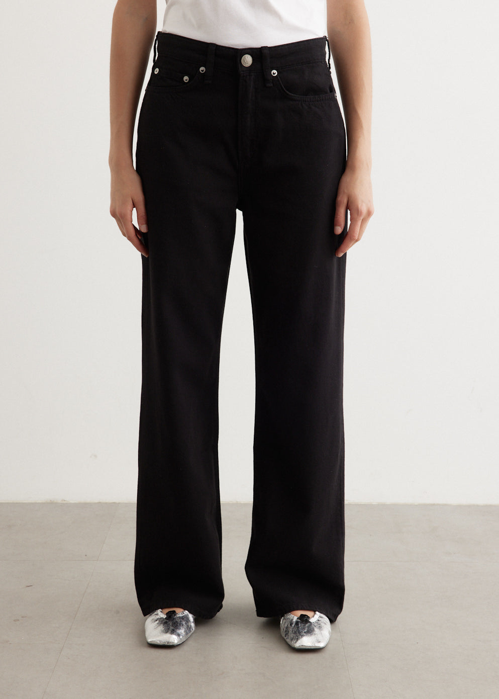 Featherweight Logan Jeans