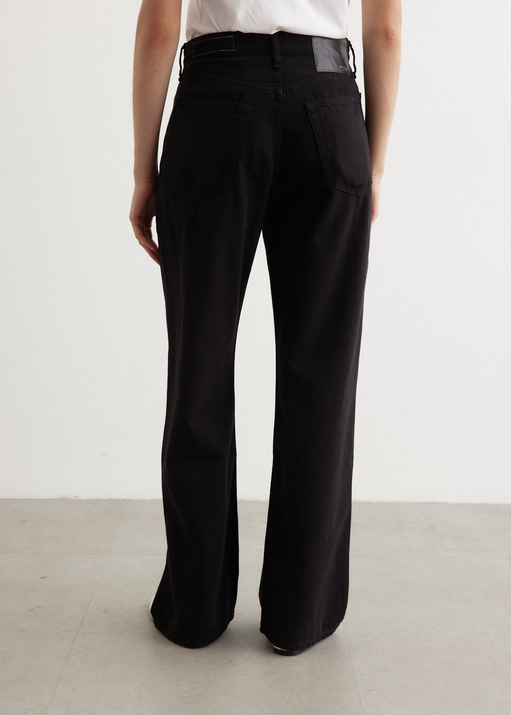 Featherweight Logan Jeans