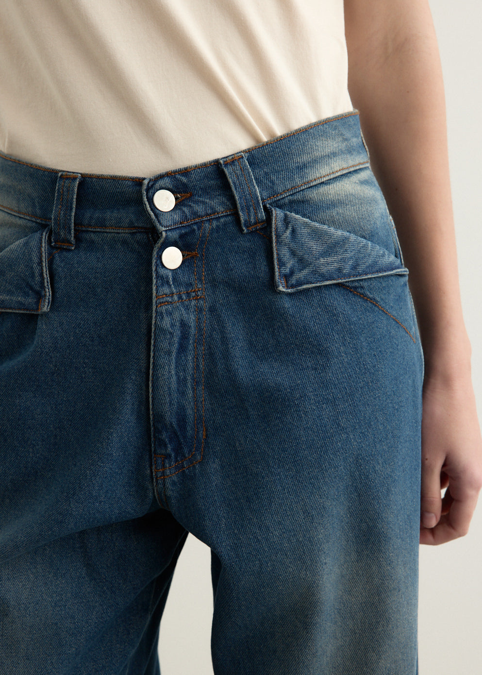 Back Trousers