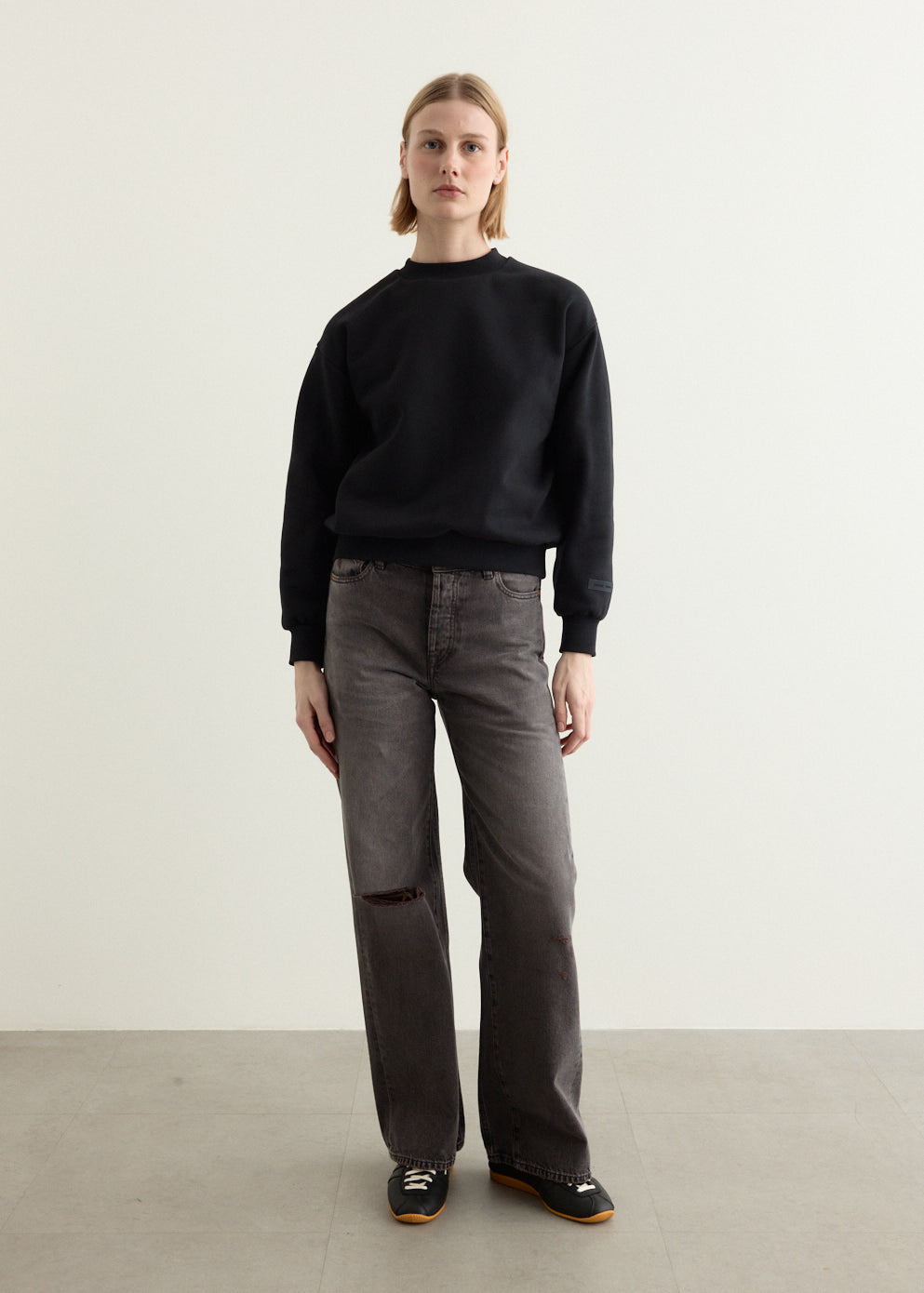 Women's Classic Fit Crewneck