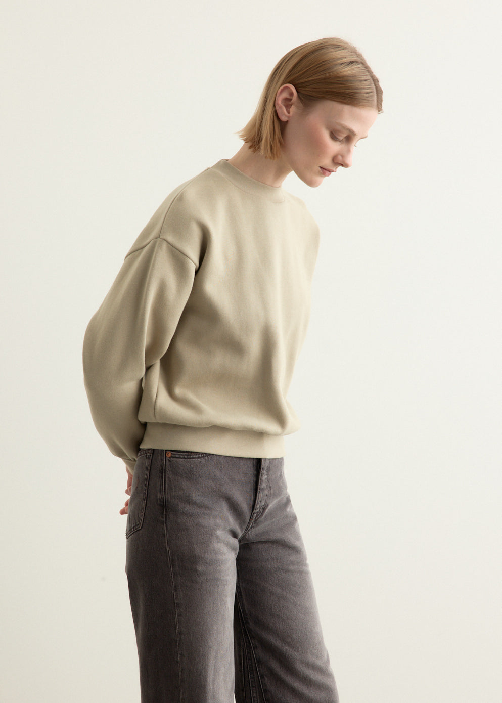Women's Classic Fit Crewneck
