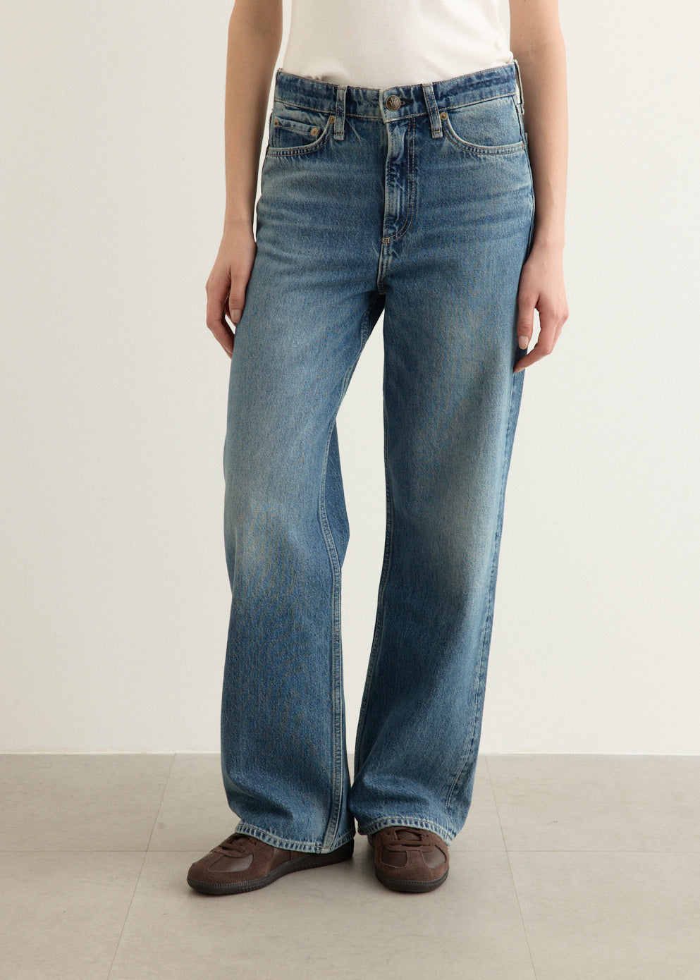 Featherweight Logan Wide Leg Jeans
