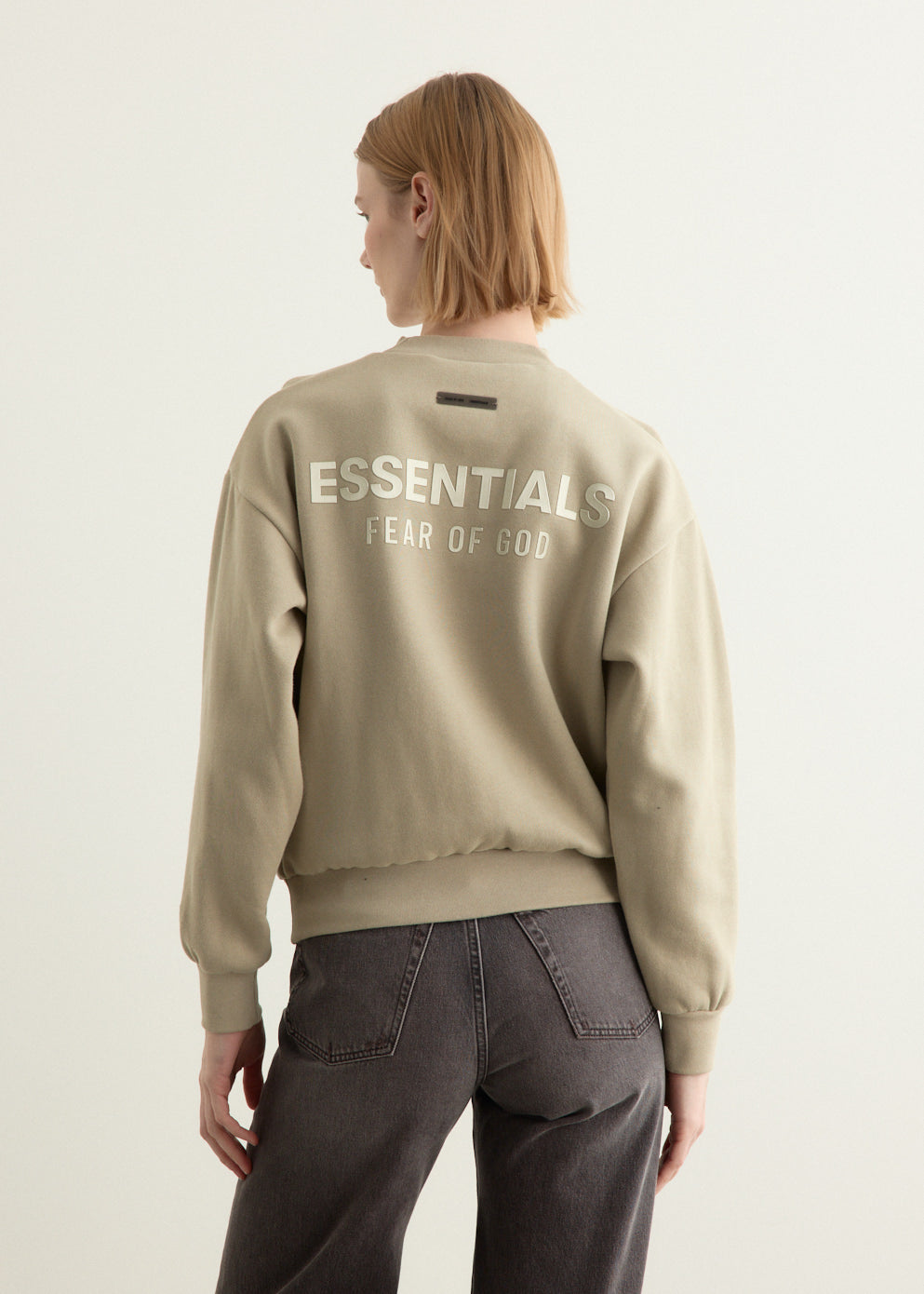 Women's Classic Fit Crewneck