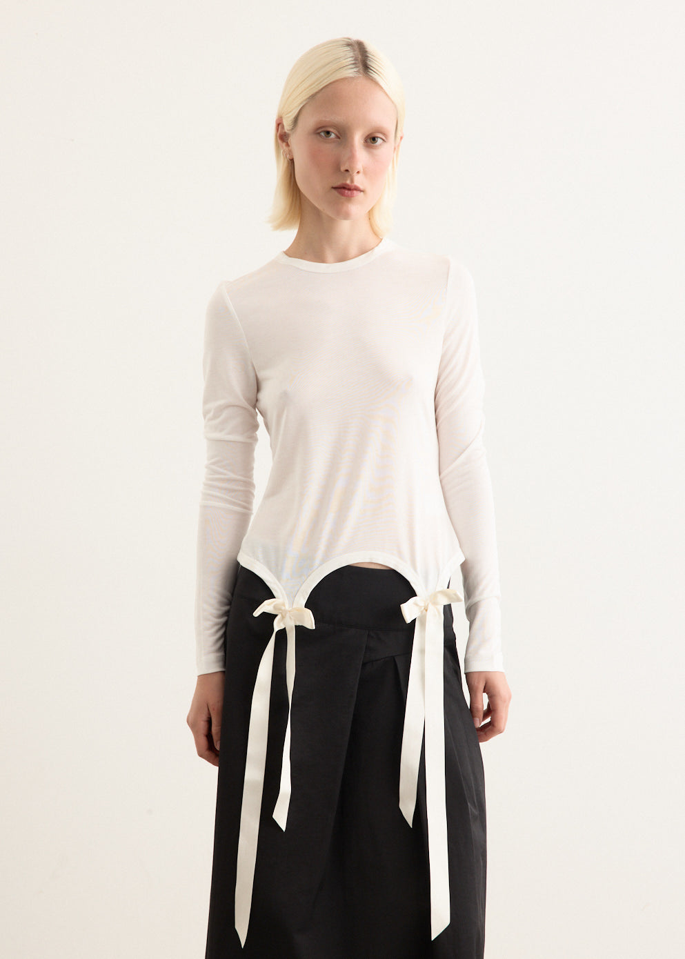 Simone Rocha - Easy Long Sleeve T-Shirt With Bow Tails - Tshirt,Specials : American Fashion Style Bags On Sale Simone Rocha - Easy Long Sleeve T-Shirt With Bow Tails - Tshirt,Specials : American Fashion Style Bags On Sale