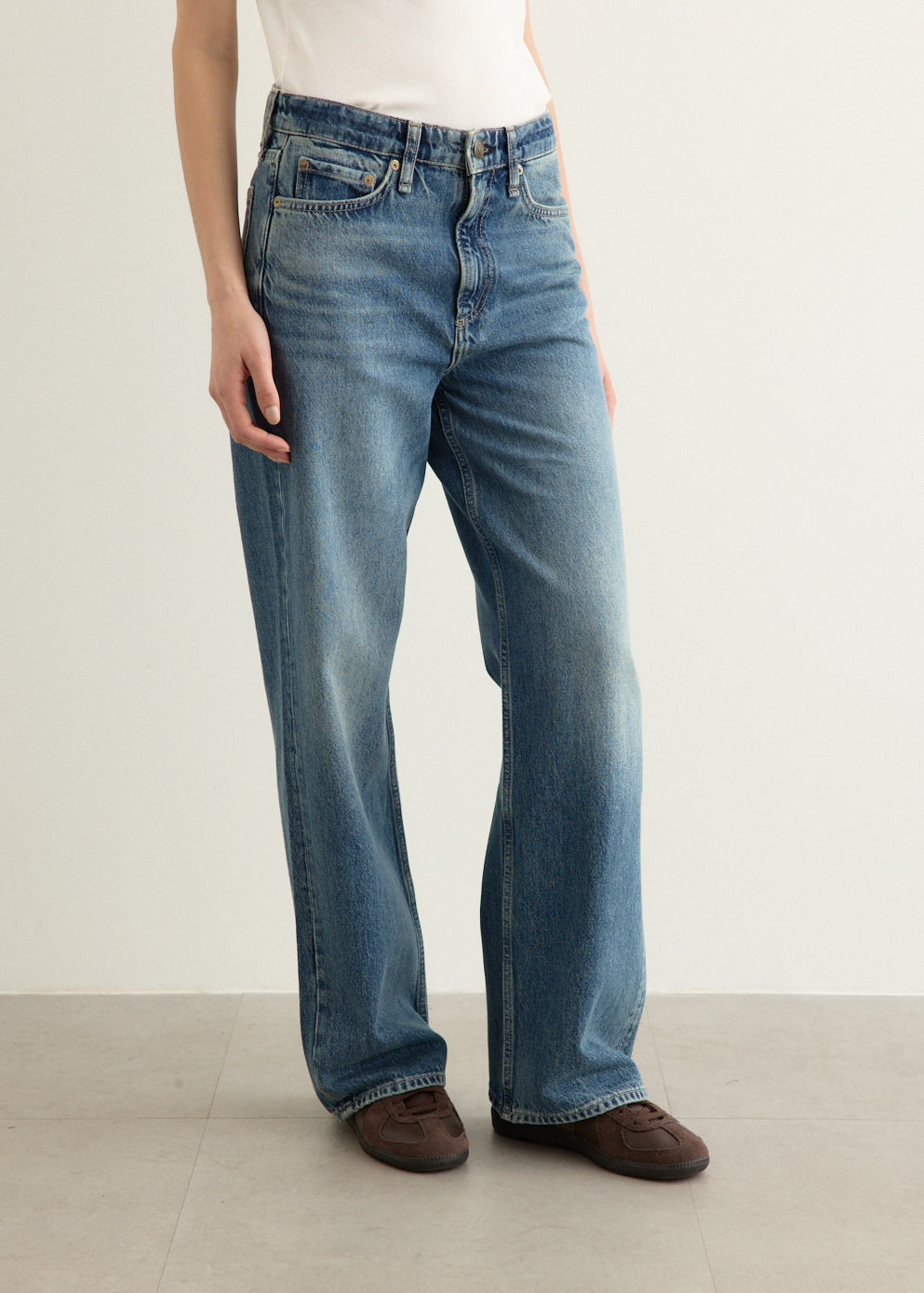 Featherweight Logan Wide Leg Jeans