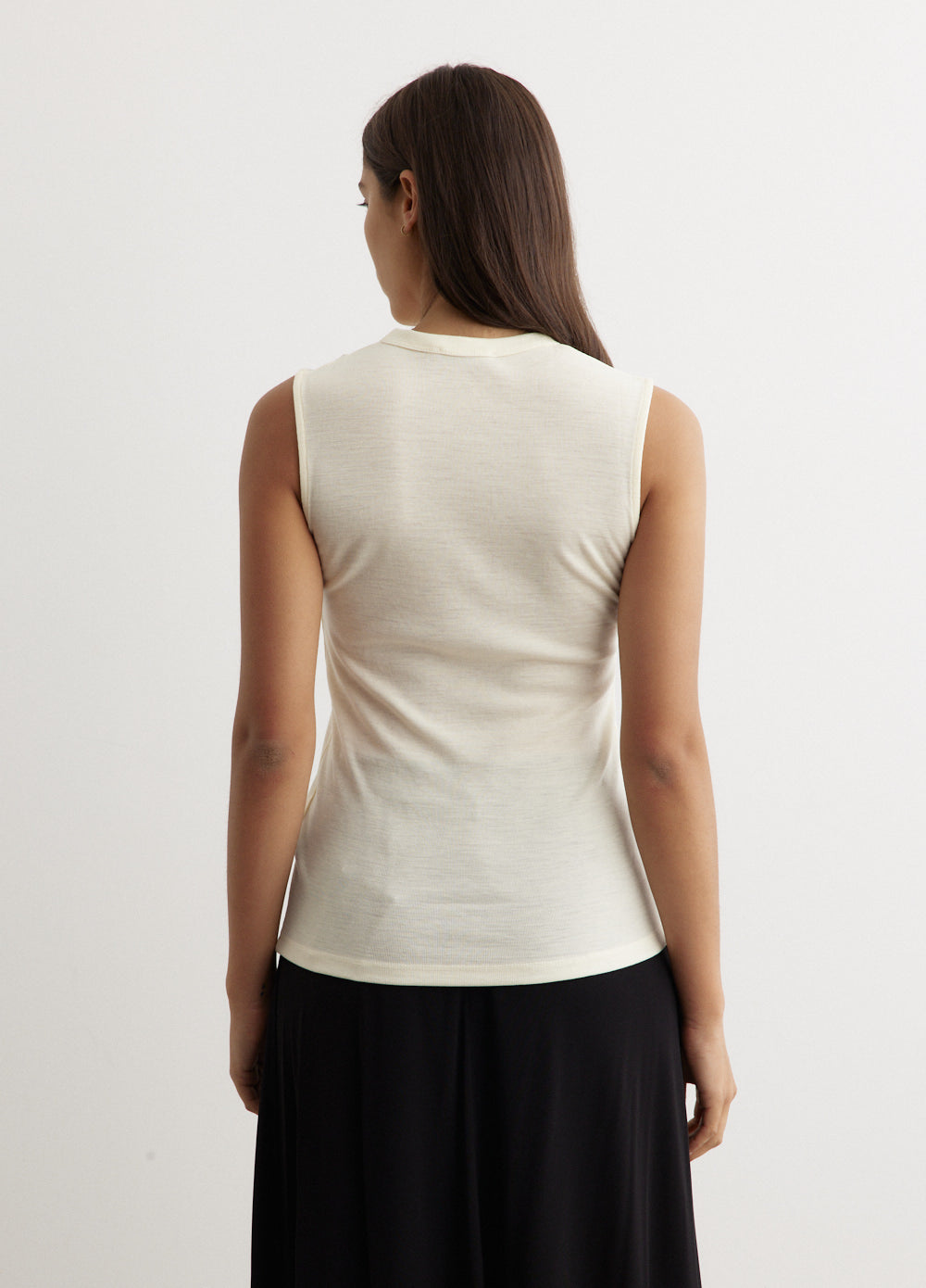 Fine Merino Sleeveless Crewneck