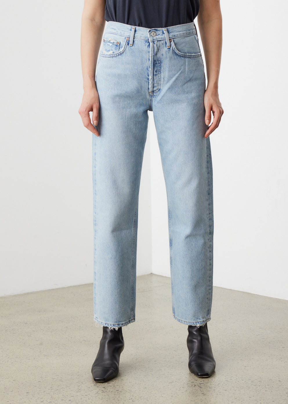 90's Loose Fit Pinch Waist Jeans