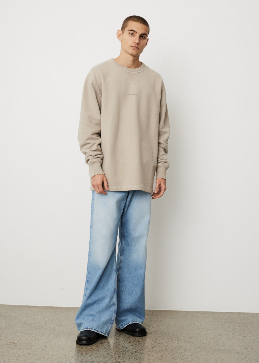 最初の25000円はできますかacne studios 2021M light blue vintage