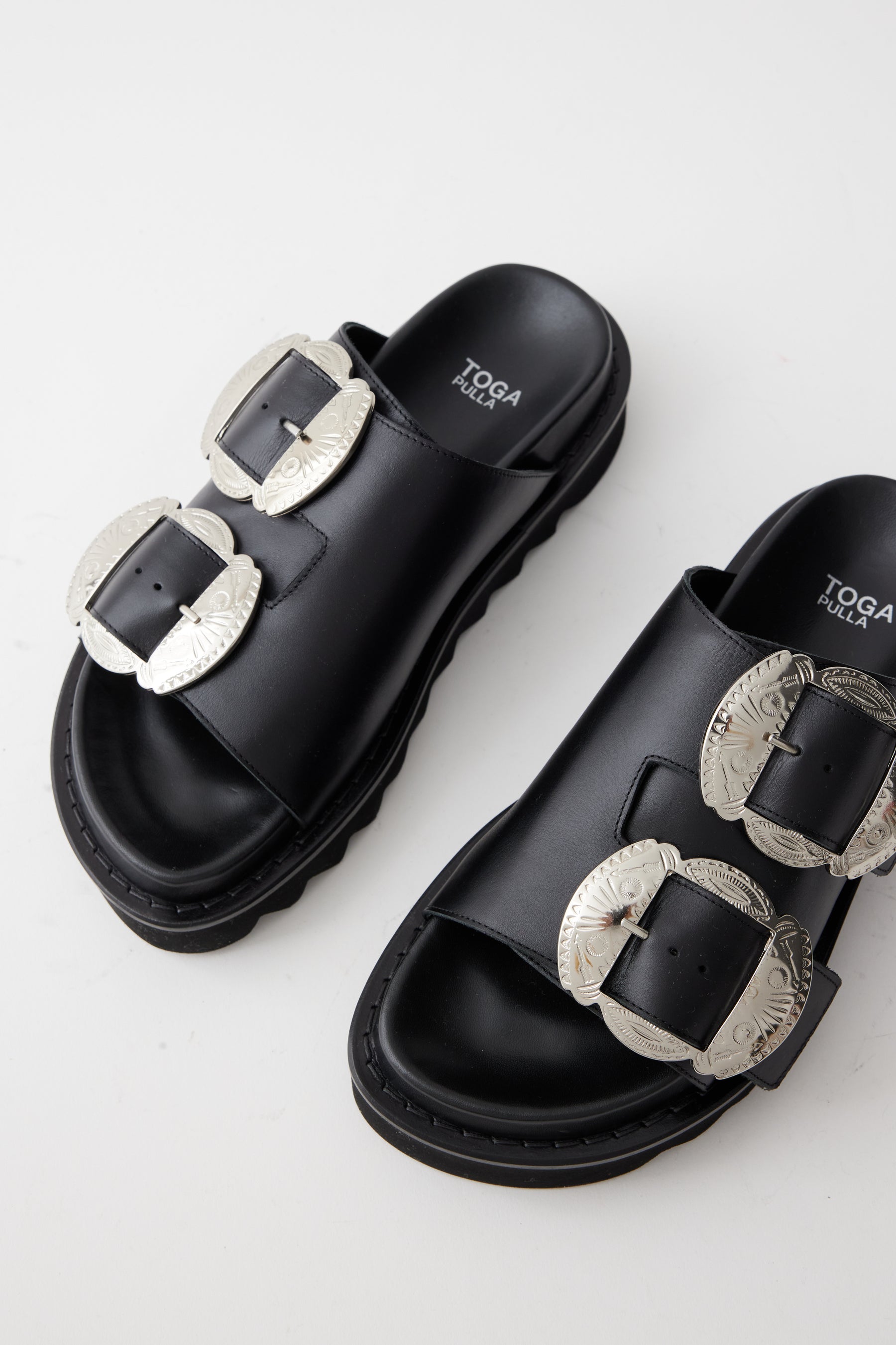 AJ1209 Puff Sandals