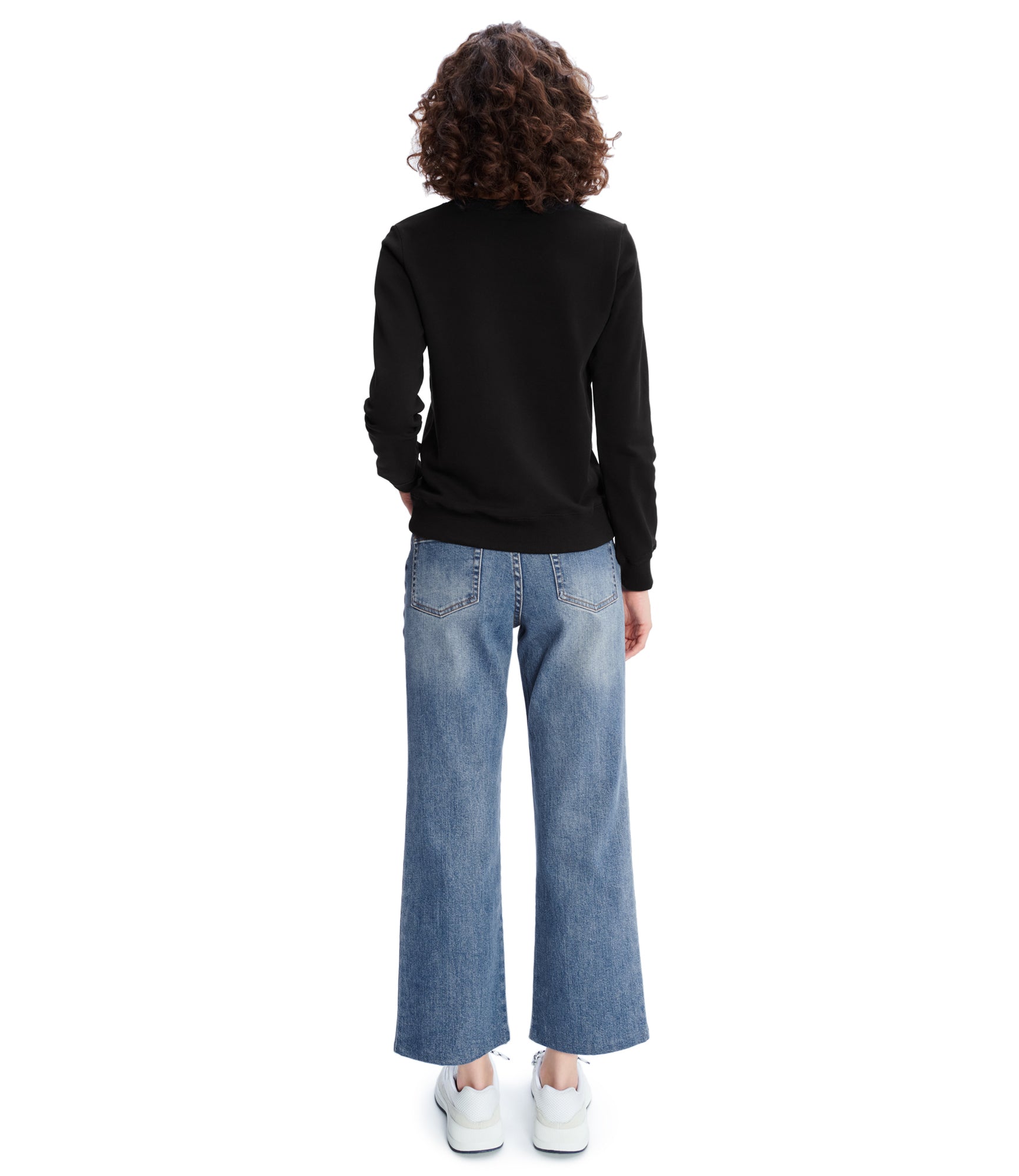 Item Sweatshirt