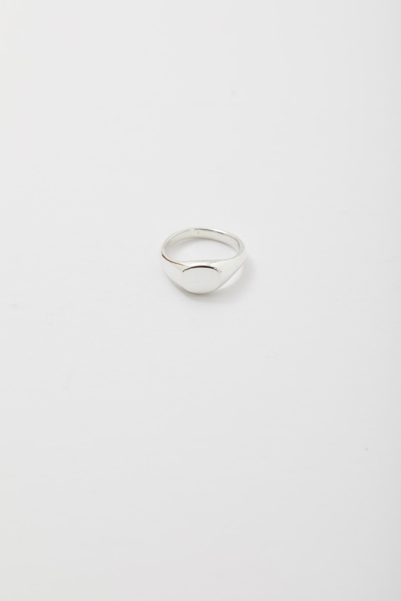 Type 001 Classic Signet Ring