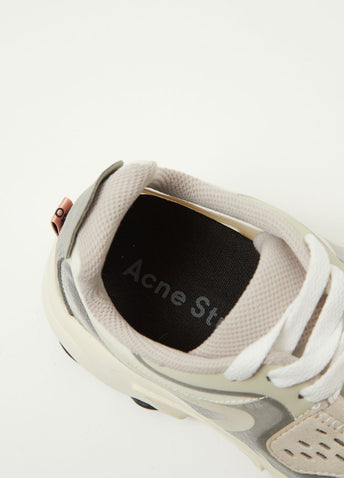 Trail Sneakers