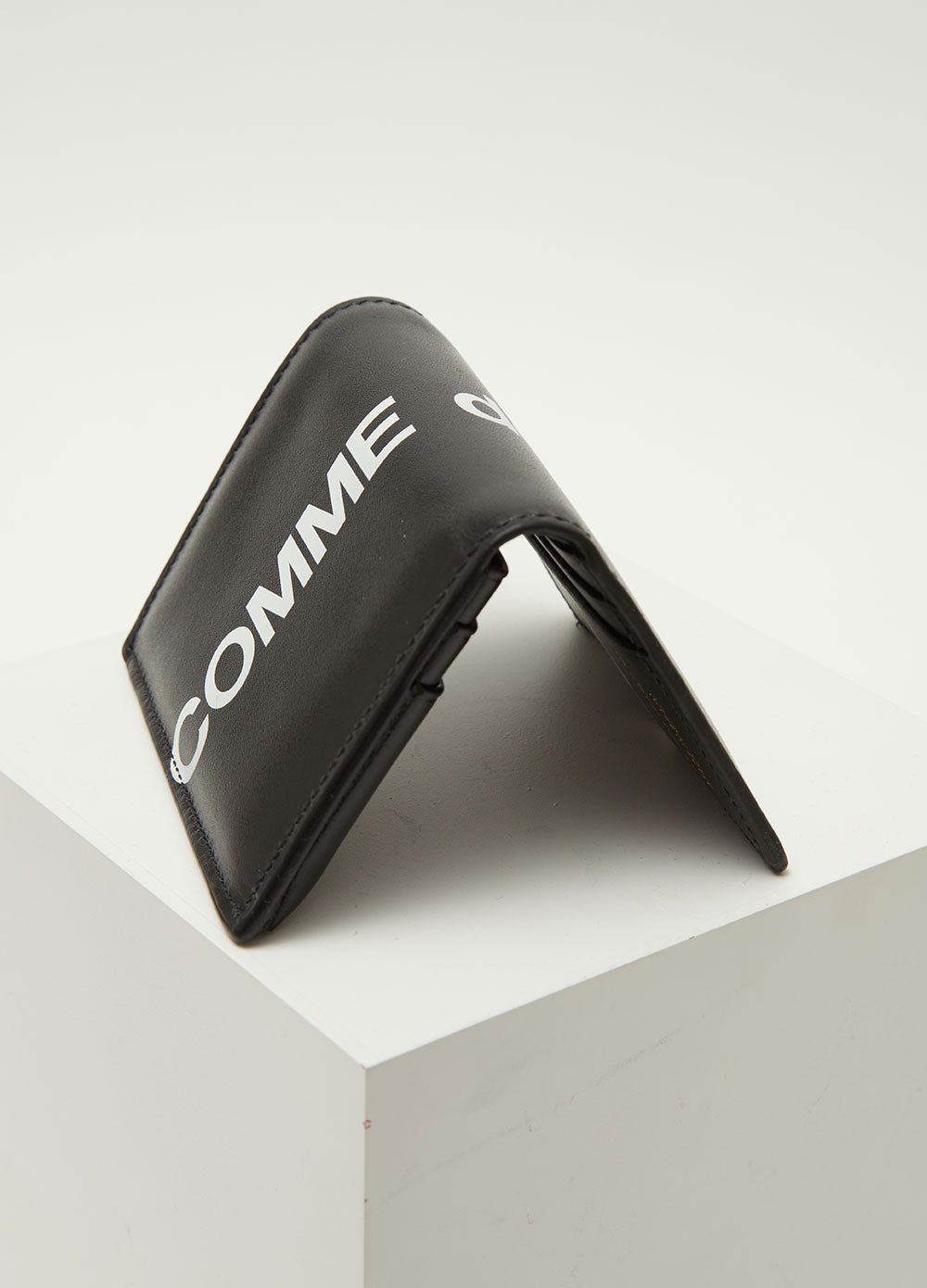 SA0641 Huge Logo Card Case