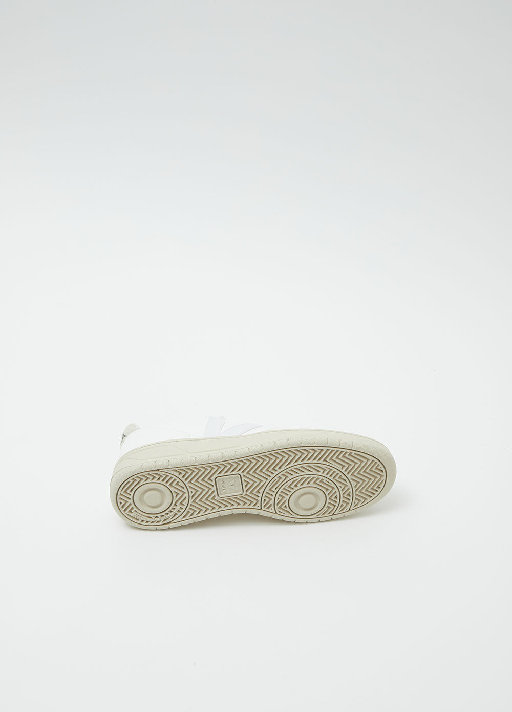 V-10 Sneakers