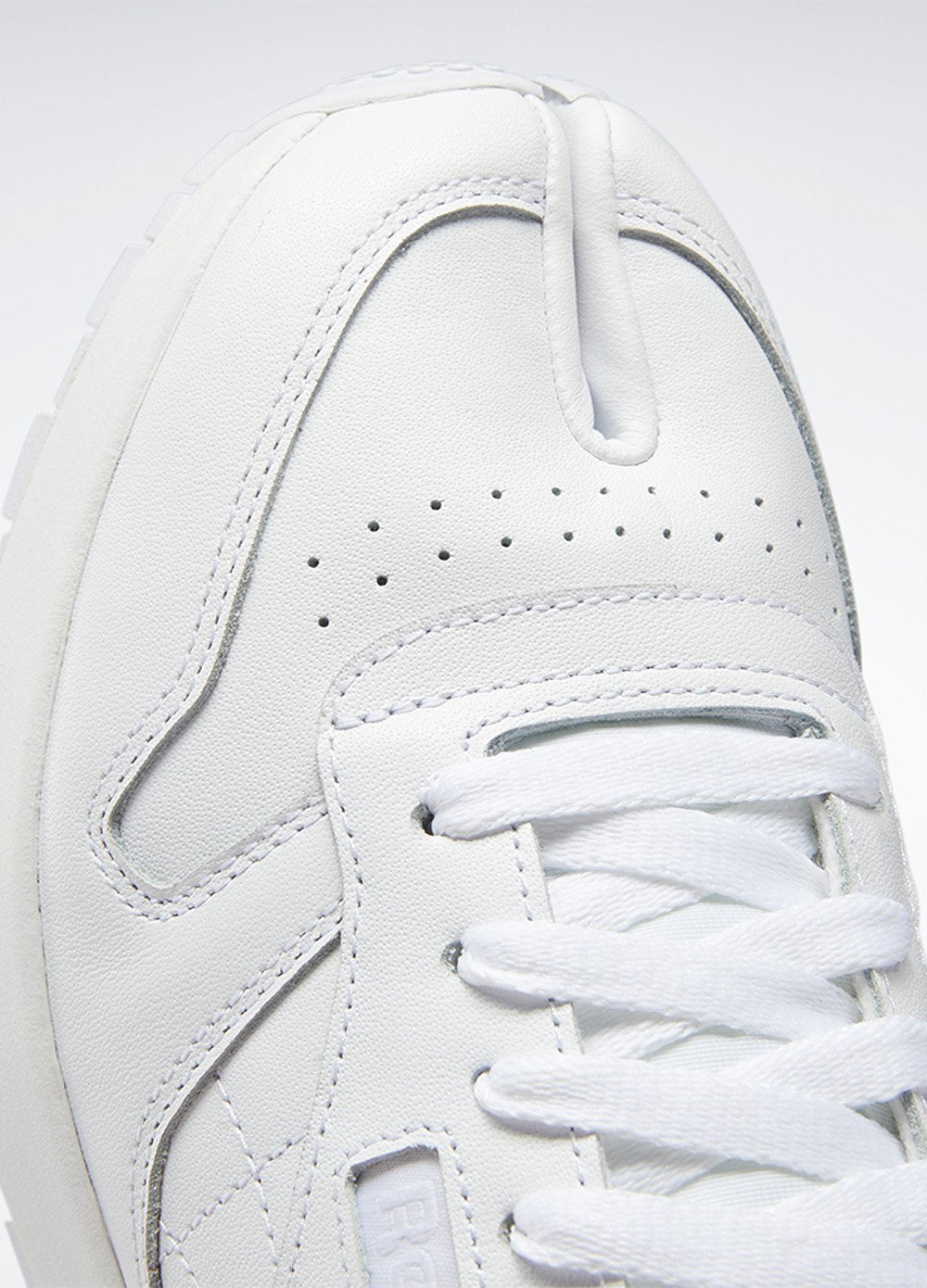 x Maison Margiela Classic Leather Tabi Sneakers
