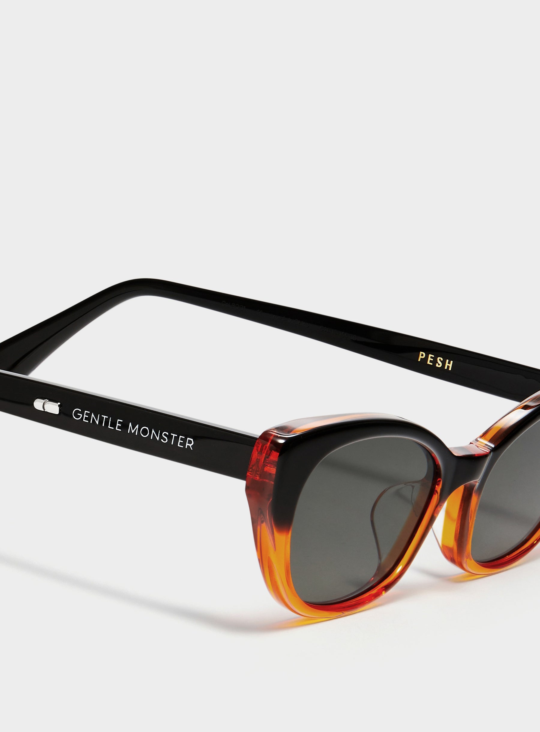 Pesh Bog1 Sunglasses