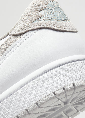 Womens Air Jordan 1 Low Sneakers