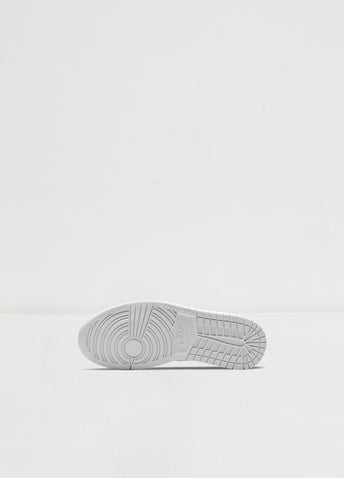 Womens Air Jordan 1 Low Sneakers