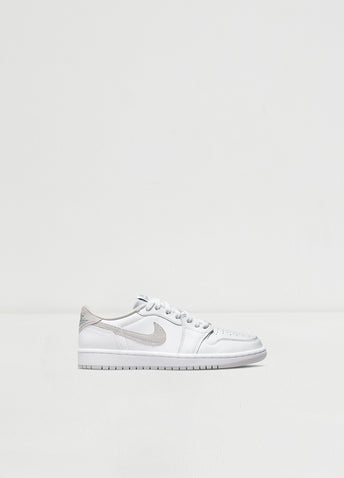 Womens Air Jordan 1 Low Sneakers