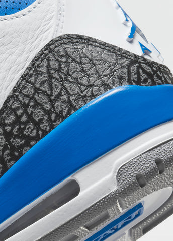 Air Jordan 3 Racer Blue