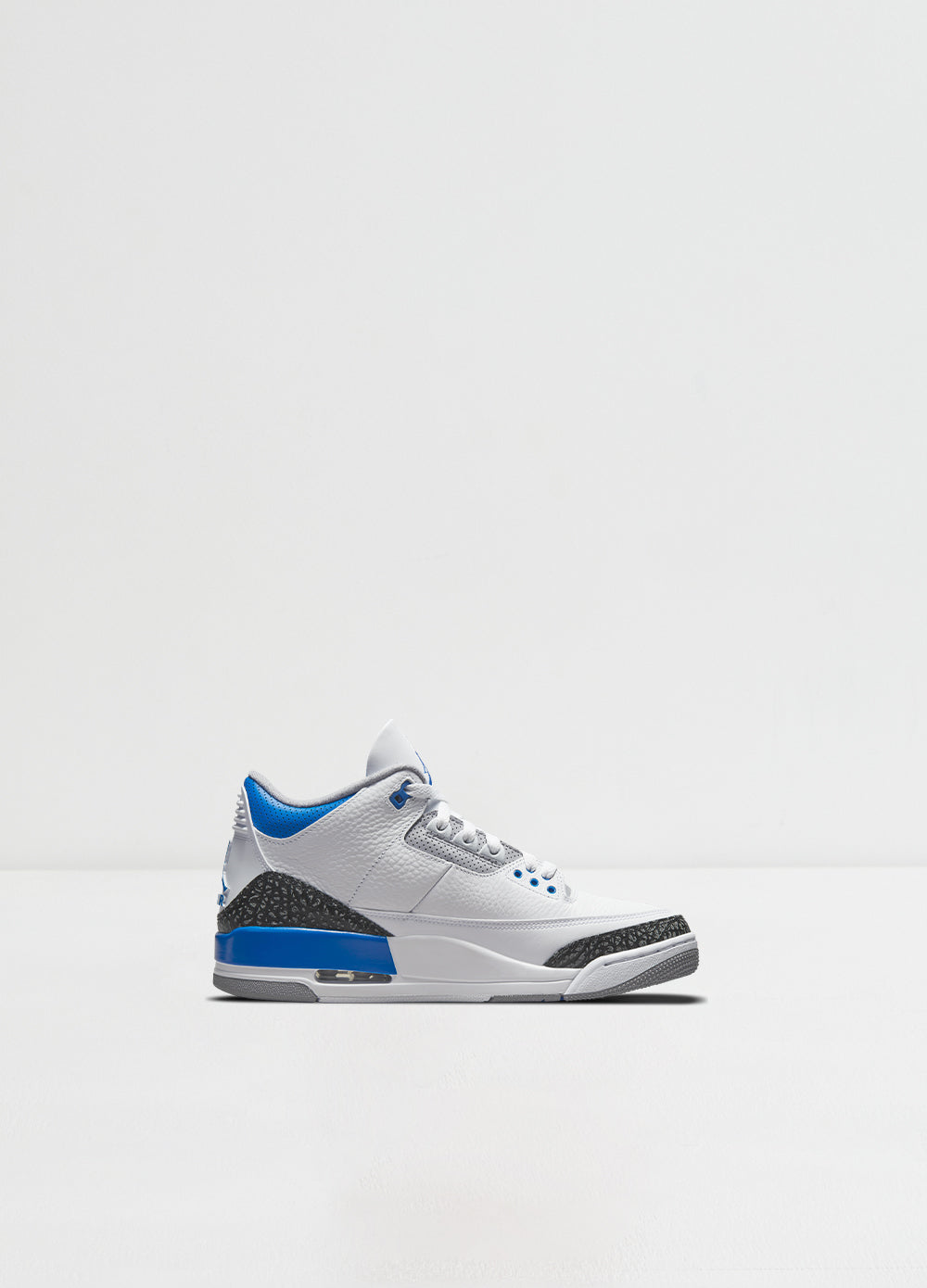 Air Jordan 3 Racer Blue