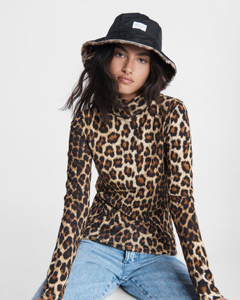 Cheetah Shaw Turtleneck