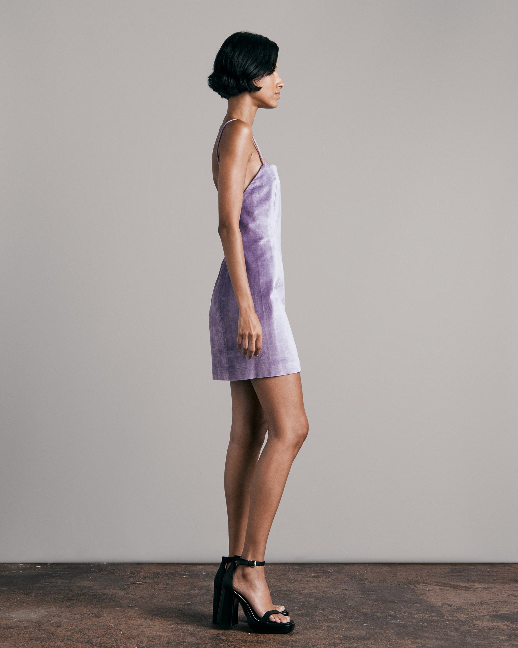 Princess Diana's Purple Velvet Gown By Victor Edelstein Sells for $604,800  | Vanity Fair