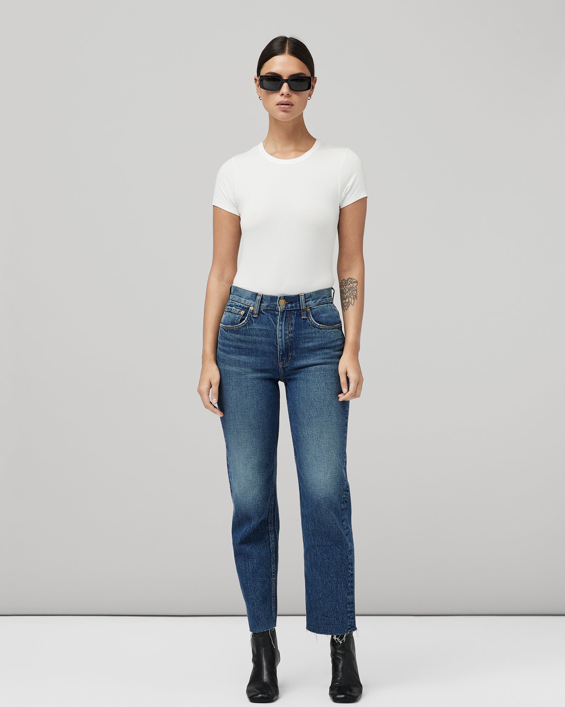 Harlow Straight - Lou: Mid-Rise Vintage Stretch Jean