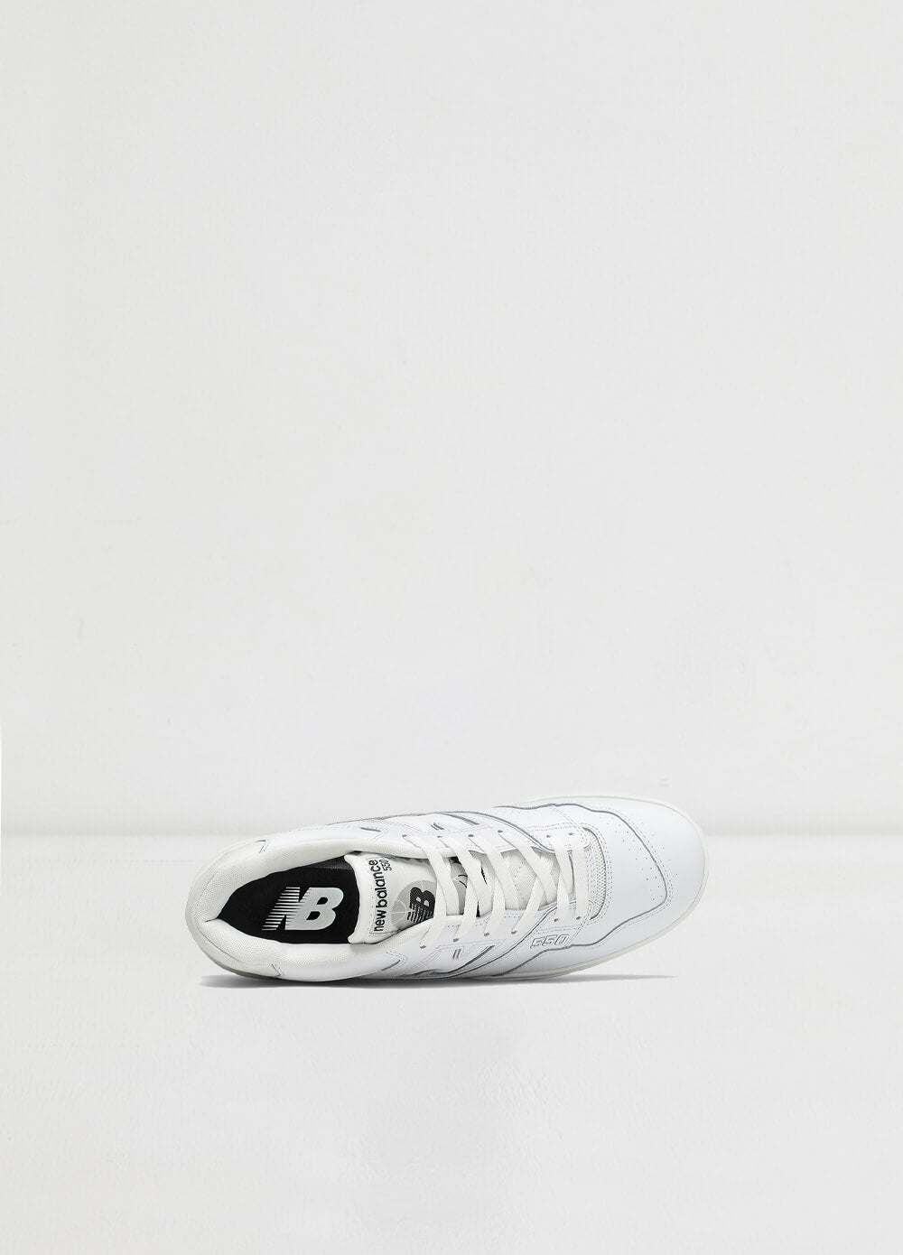 550 Sneakers