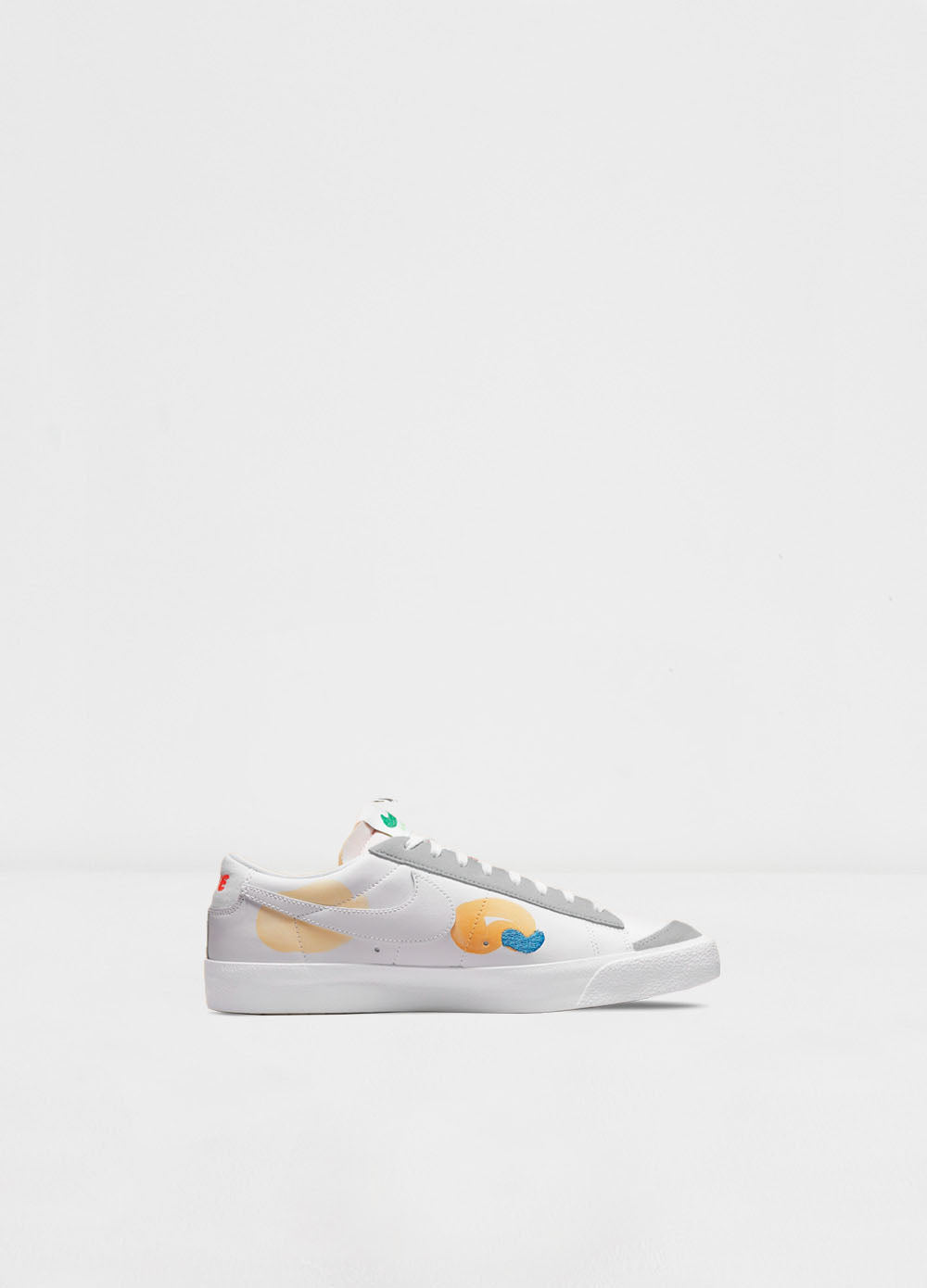 Blazer Low Flyleather Sneakers