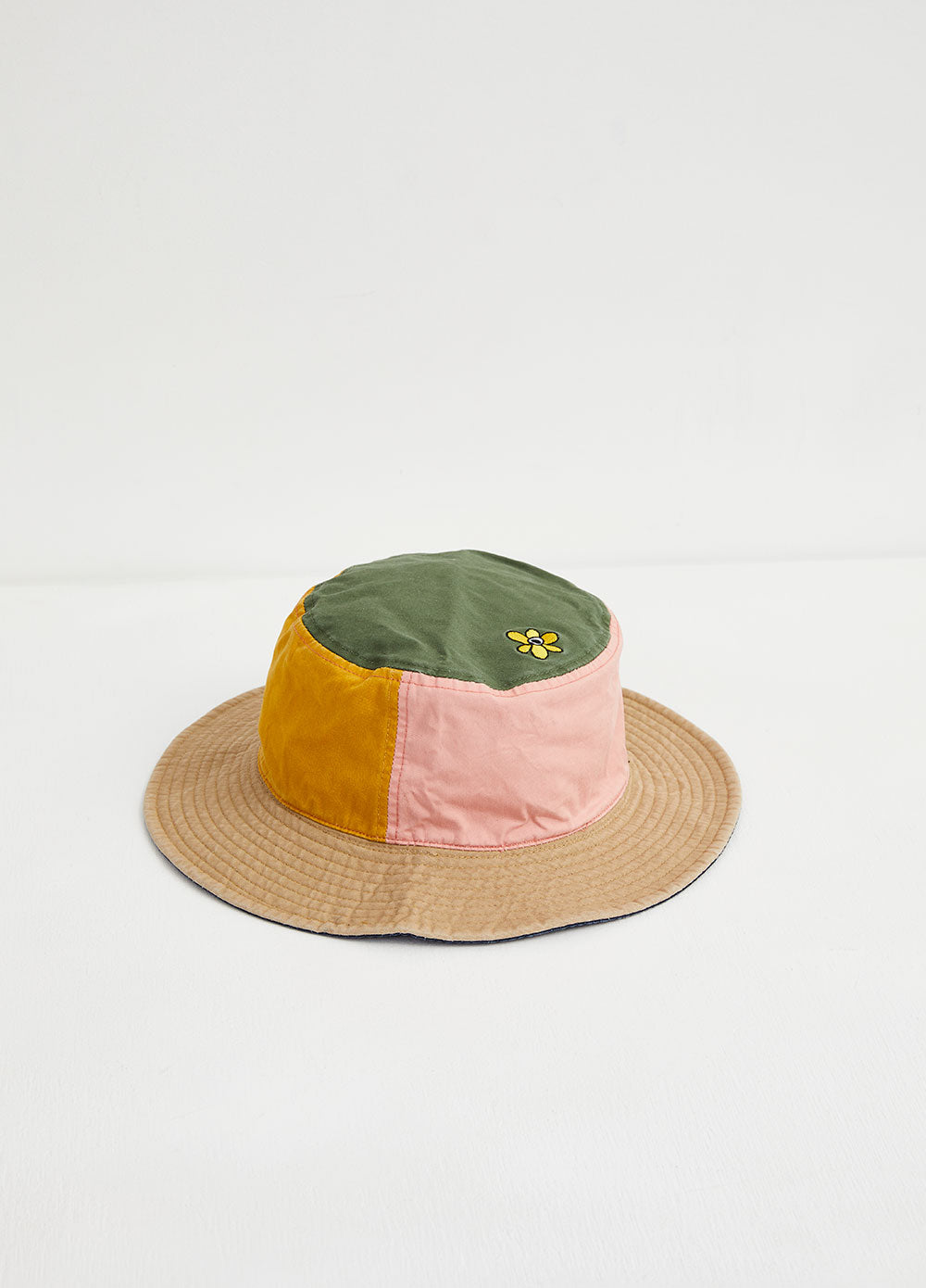 Nu/Age Reversible Bucket Hat