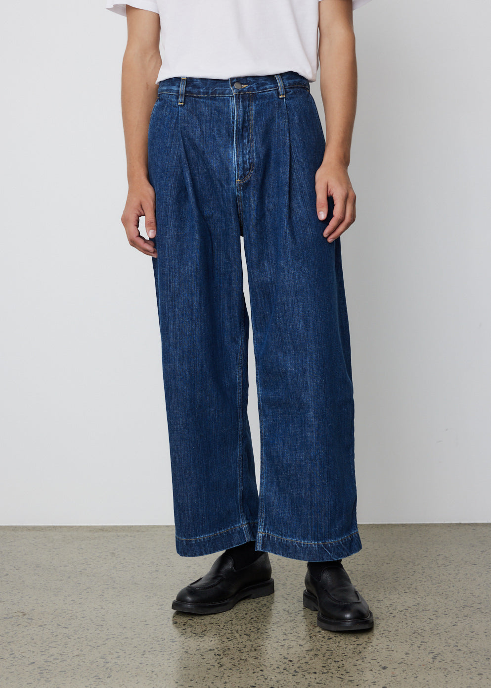 Puch Single Pleated Wide Denim Pant