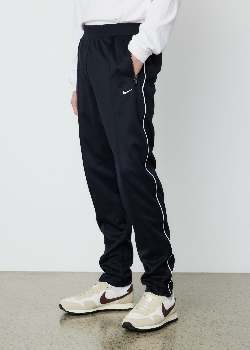 Black navy gray Lower Nike Track Pants, Age: 17 To 55, Size: M L Xl Xxl at  Rs 275/piece in New Delhi