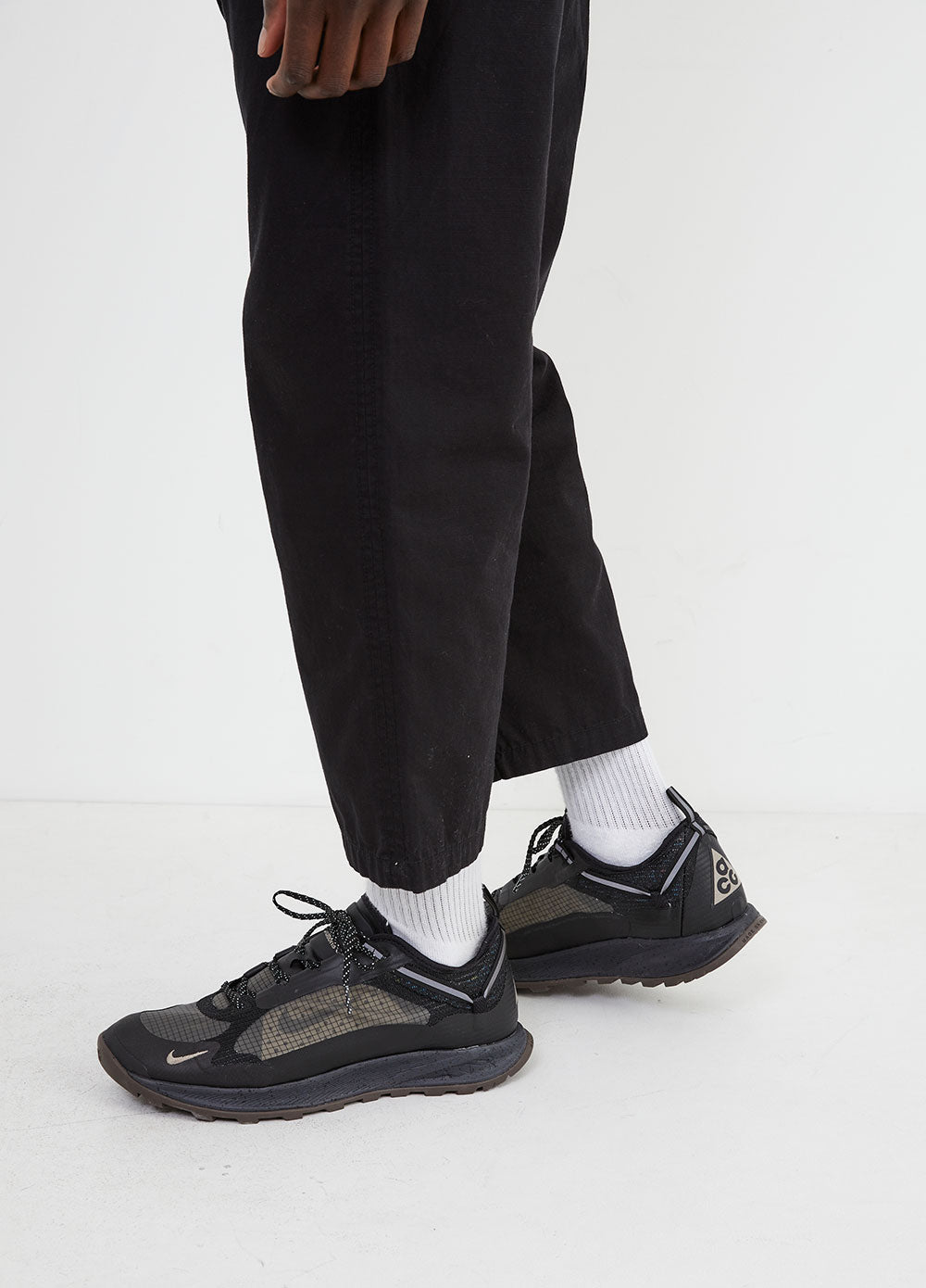 nike air nasu black