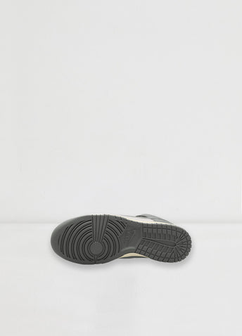 Dunk High Retro SE 'Grey Sail' Sneaker
