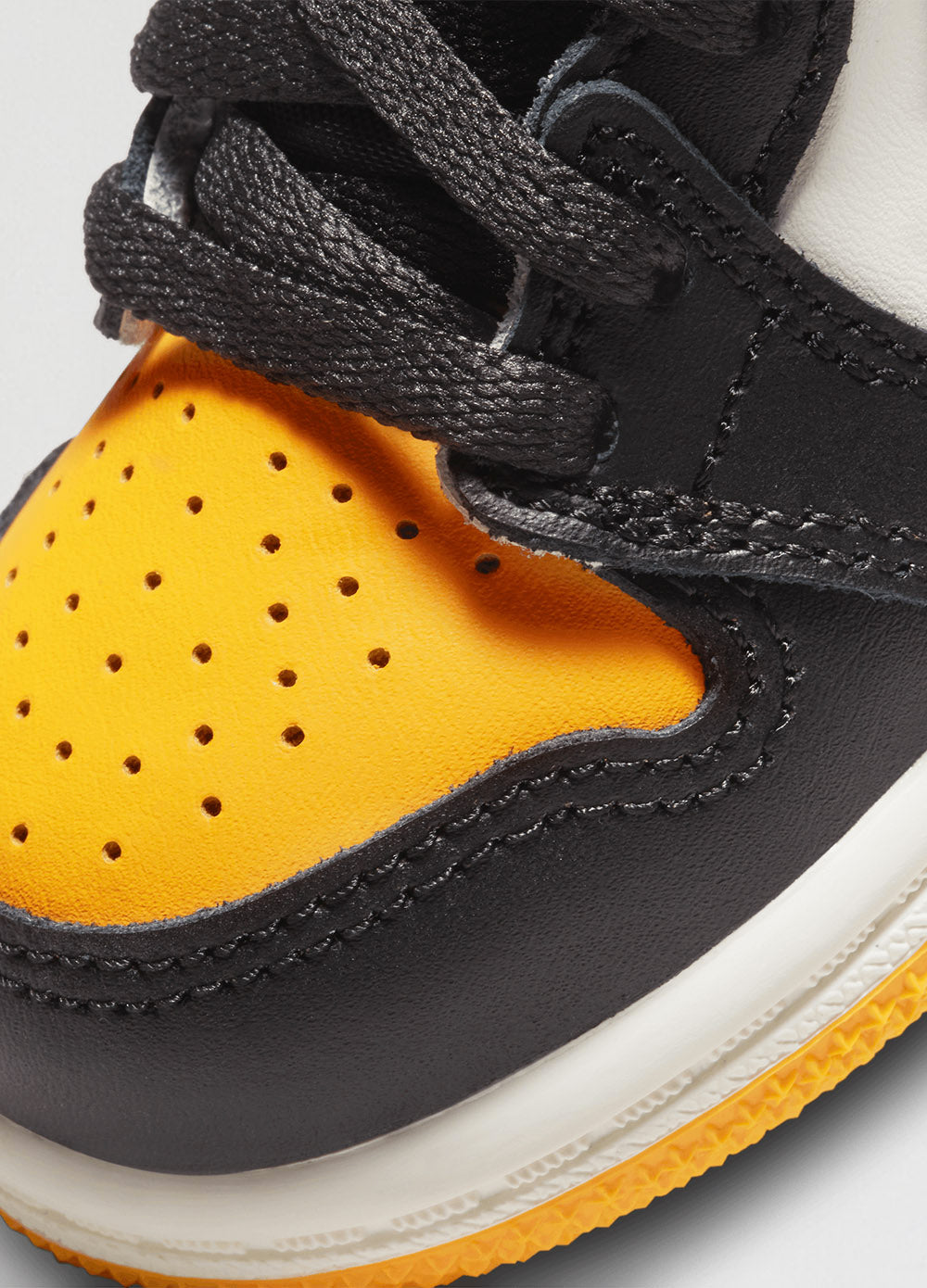 Jordan 1 Retro High OG 'Taxi' Toddler Sneaker