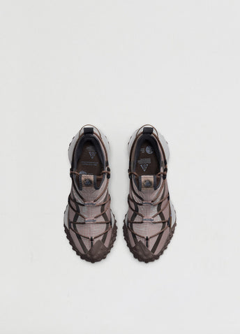 ACG Mountain Fly Low SE Sneaker