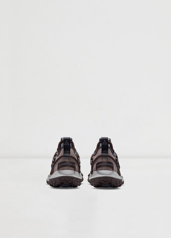ACG Mountain Fly Low SE Sneaker
