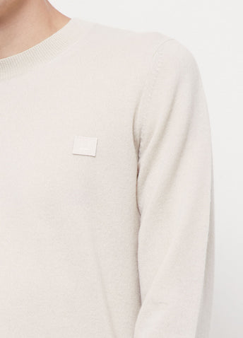 Face Sweater