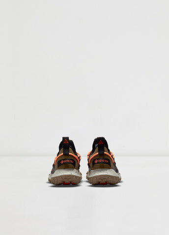 ACG Mountain Fly Low GORE-TEX Sneakers