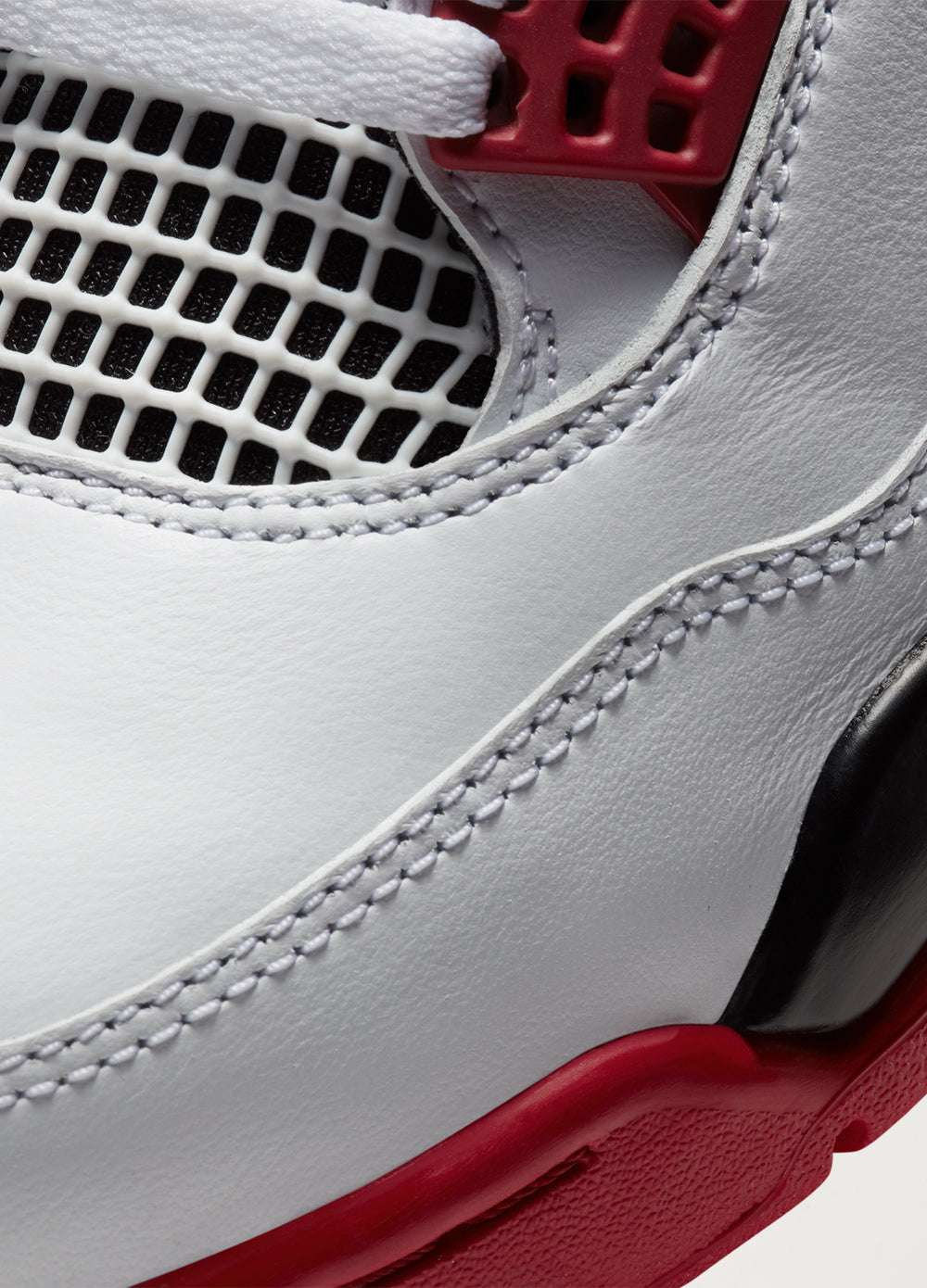 Air Jordan 4 Retro Sneakers